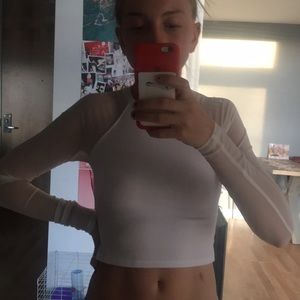 Cute mesh long sleeve Urban Outfitters top!
